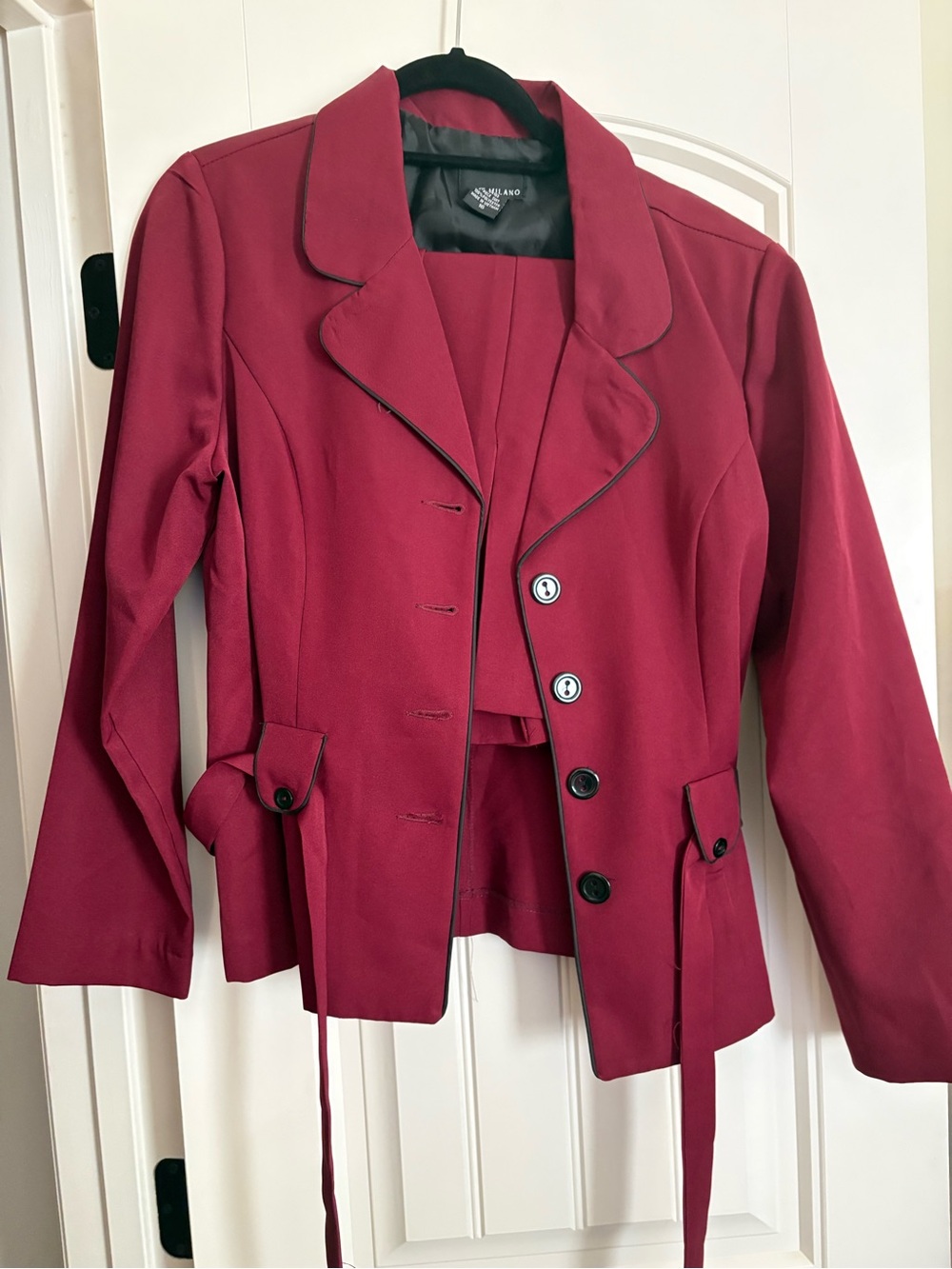 Petite Red Tailored Women’s 2 piece suit